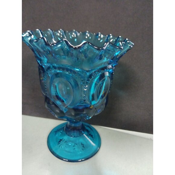 L.E. Smith Moon And Stars Colonial Blue 18 Point Crimped Compote - Picture 2 of 12